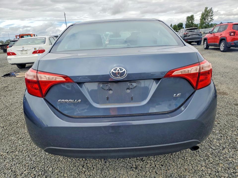 2T1BURHE2JC005600 2018 TOYOTA COROLLA photo no. 6