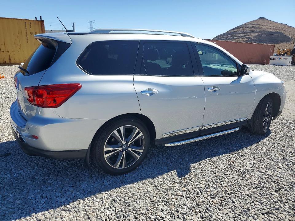 2018 NISSAN PATHFINDER PLATINUM — Фото 3 из 13