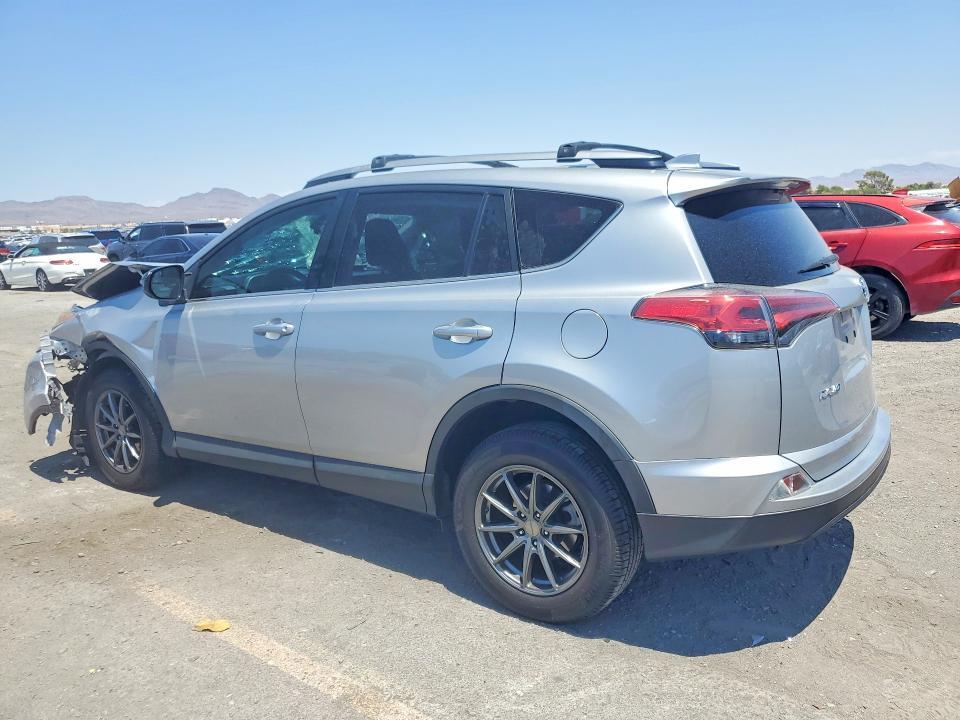 2018 TOYOTA RAV4 LE — Фото 2 из 14
