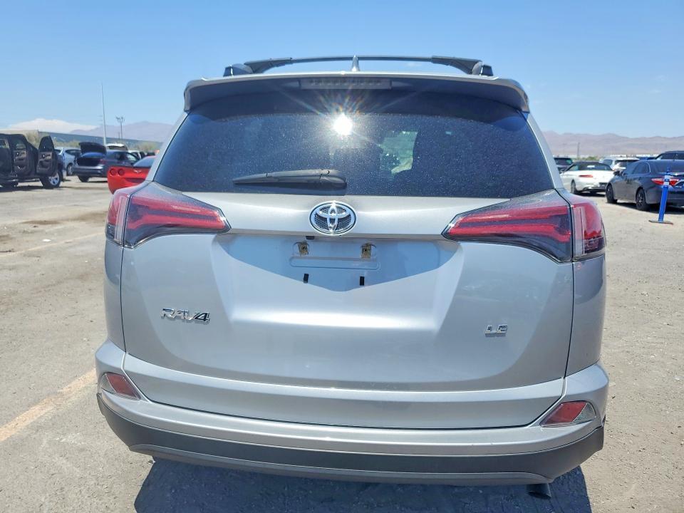 2018 TOYOTA RAV4 LE — Фото 6 из 14