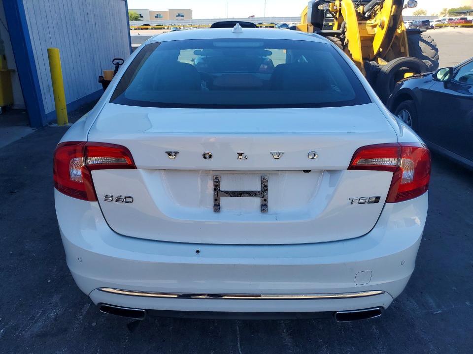 2018 VOLVO S60 INSCRIPTION — Фото 6 из 12