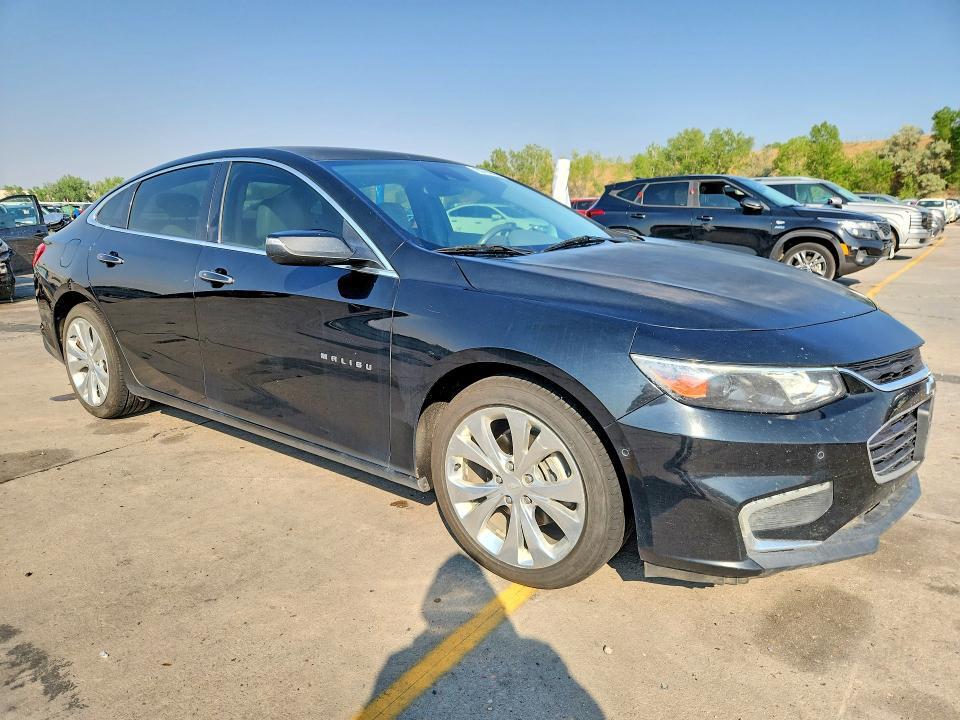 2017 CHEVROLET MALIBU PREMIER — Фото 4 из 12
