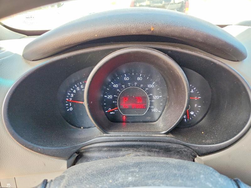 2017 KIA SOUL BASE — Фото 9 из 12
