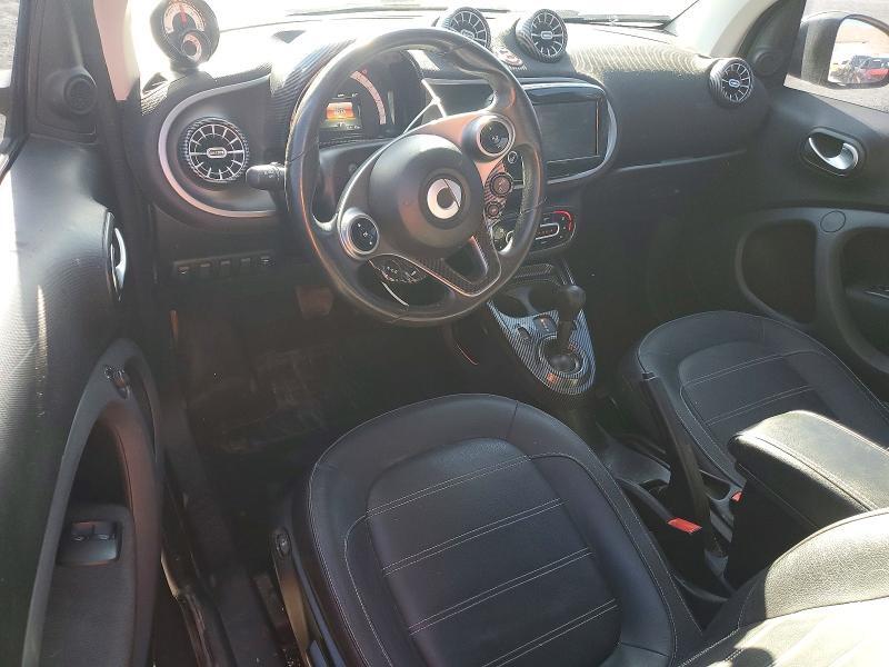 2017 SMART FORTWO — Фото 8 из 13