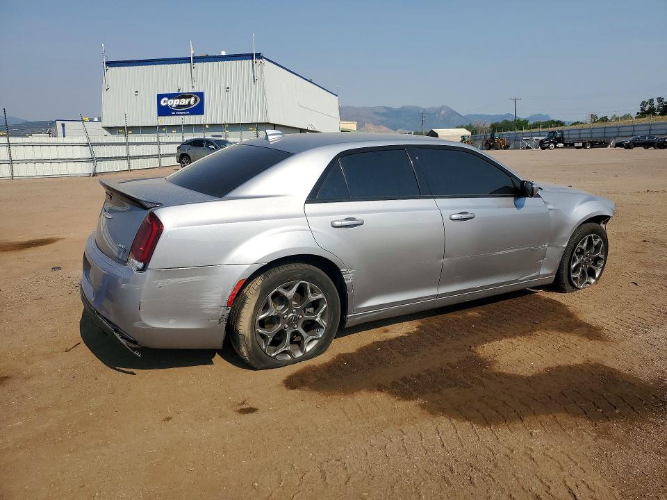 2016 CHRYSLER 300 S — Фото 3 из 12