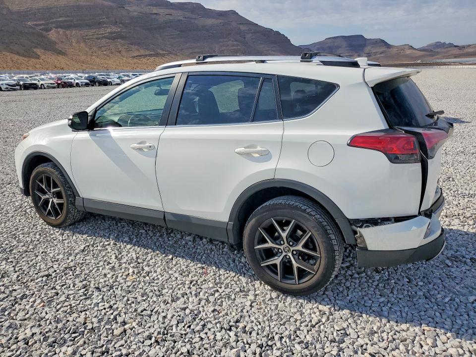 2016 TOYOTA RAV4 SE — Фото 2 из 13