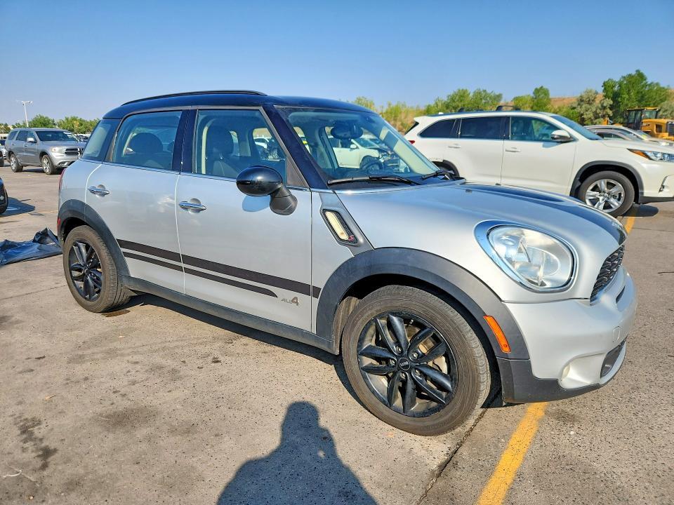 2013 MINI COOPER S COUNTRYMAN — Фото 4 из 12