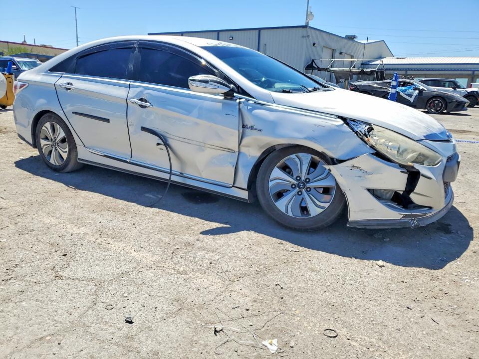 2013 HYUNDAI SONATA HYBRID — Фото 4 из 12