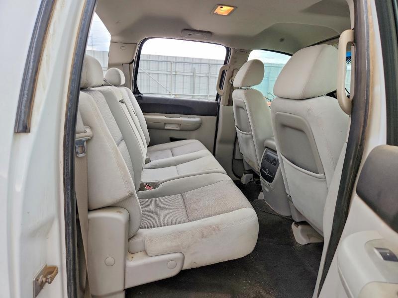 2007 CHEVROLET SILVERADO K3500 — Фото 10 из 13