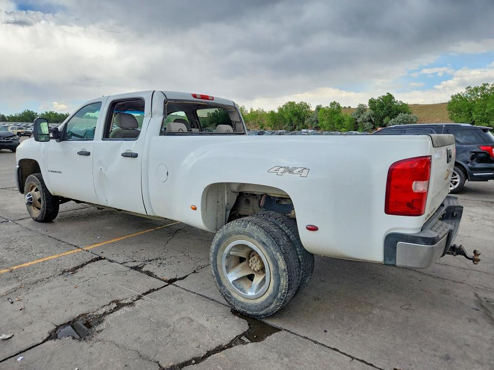 2007 CHEVROLET SILVERADO K3500 — Фото 2 из 13