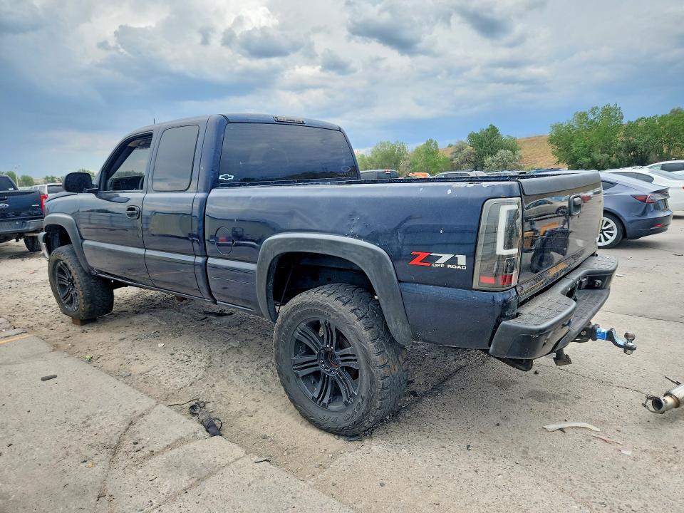 2005 CHEVROLET SILVERADO K1500 — Фото 2 из 13