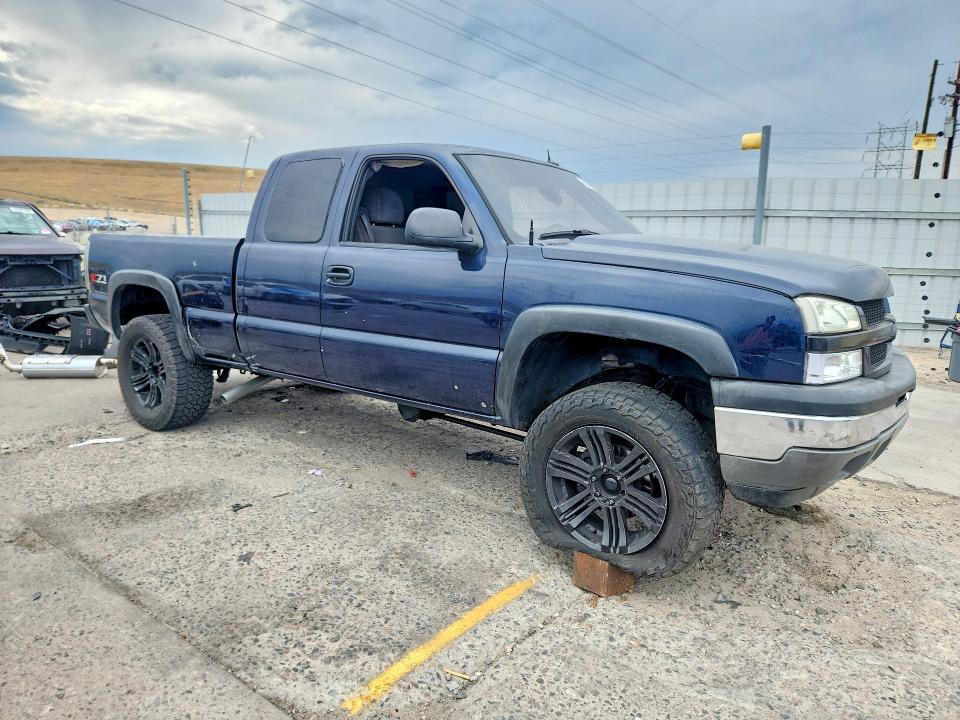 2005 CHEVROLET SILVERADO K1500 — Фото 4 из 13