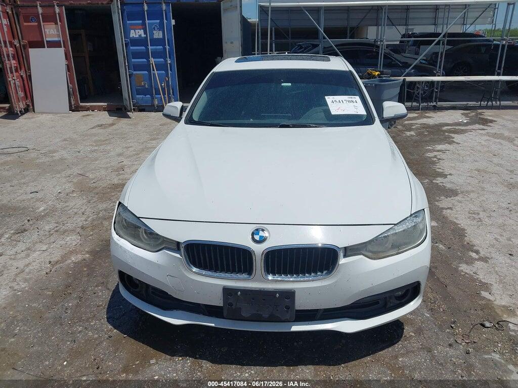 WBA8E1G51JNU92437 2018 BMW 320I photo no. 12