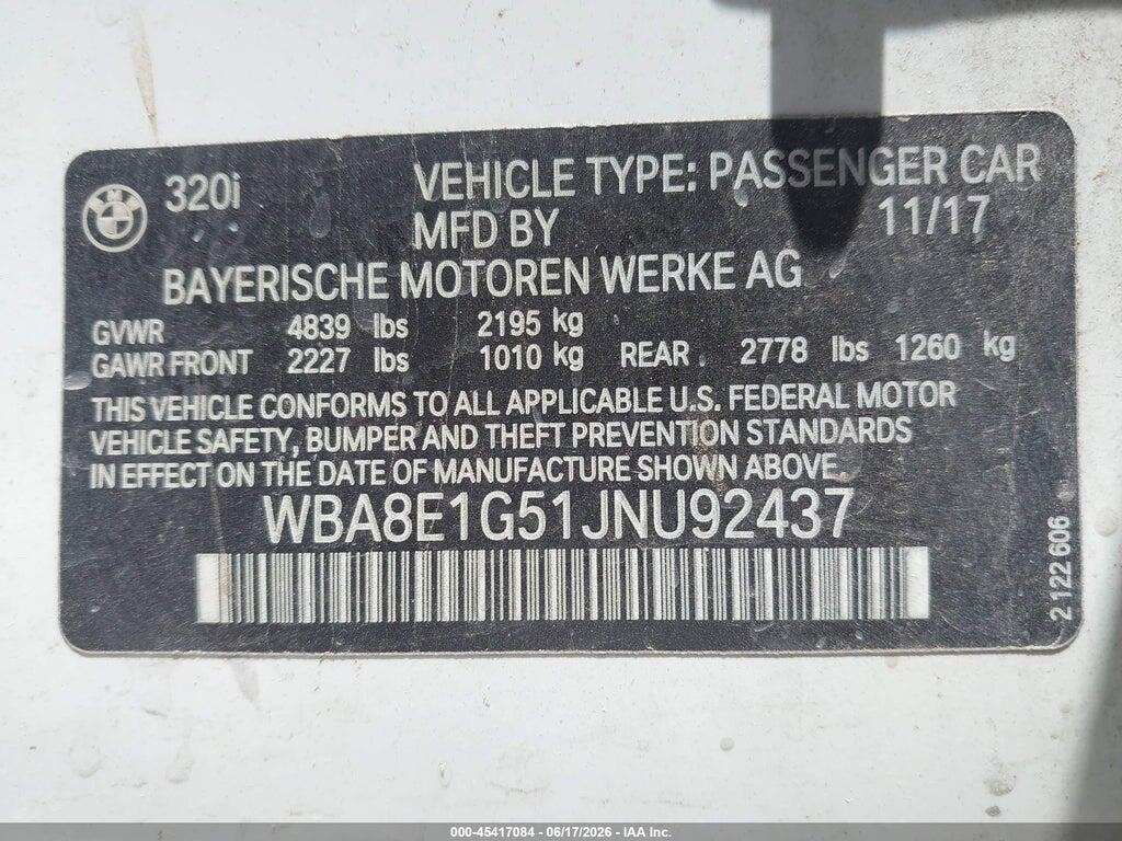 WBA8E1G51JNU92437 2018 BMW 320I photo no. 9