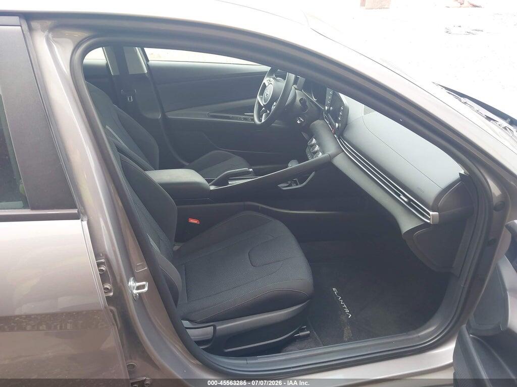 KMHLL4AG1PU550913 2023 HYUNDAI ELANTRA photo no. 5