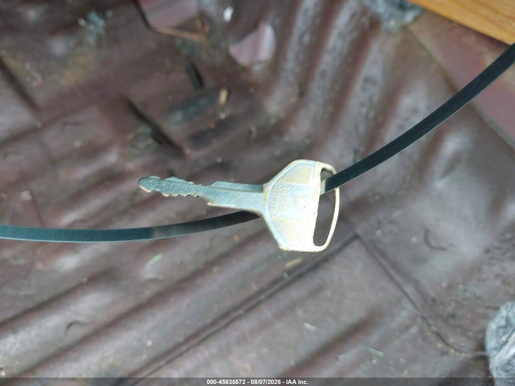 JT4RN67D7H5086328 1987 TOYOTA PICKUP photo no. 11