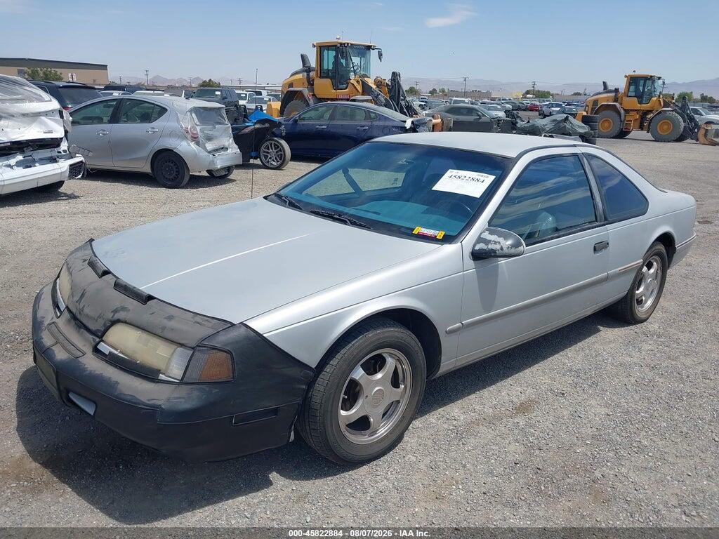 1FAPP6245NH160810 1992 FORD THUNDERBIRD photo no. 2