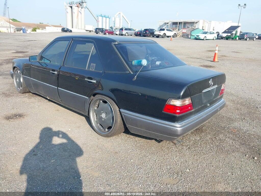WDBEA32E1RC035850 1994 MERCEDES-BENZ E photo no. 3