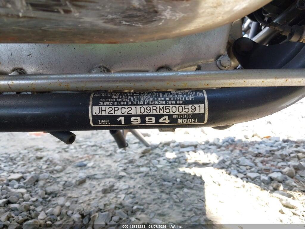 JH2PC2109RM500591 1994 HONDA VT600 photo no. 10