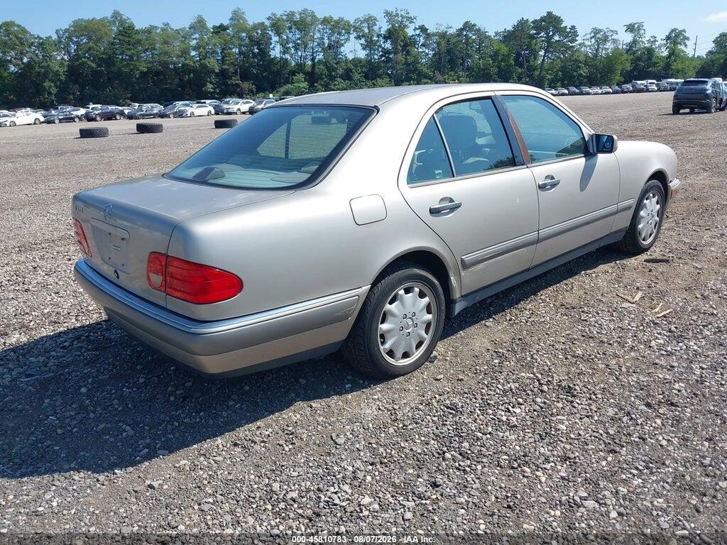 WDBJF55F2TJ019367 1996 MERCEDES-BENZ E photo no. 4