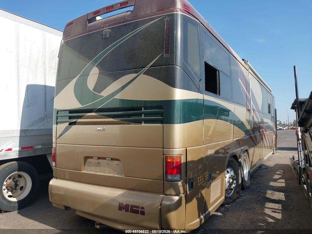 1M8TRMYA5WP060011 1998 MOTOR COACH INDUSTRIES TRANSIT BUS photo no. 4