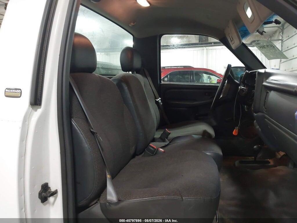 1GCEK14V5YE358446 2000 CHEVROLET SILVERADO 1500 photo no. 8