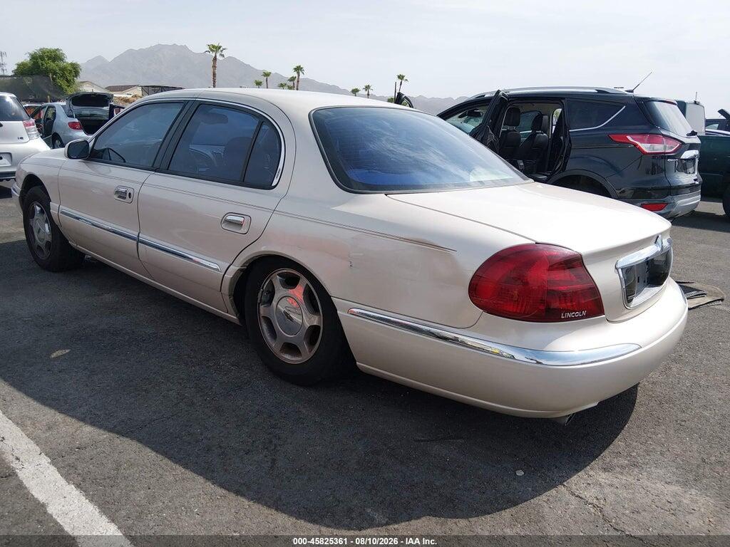 1LNHM97V41Y600418 2001 LINCOLN CONTINENTAL photo no. 3
