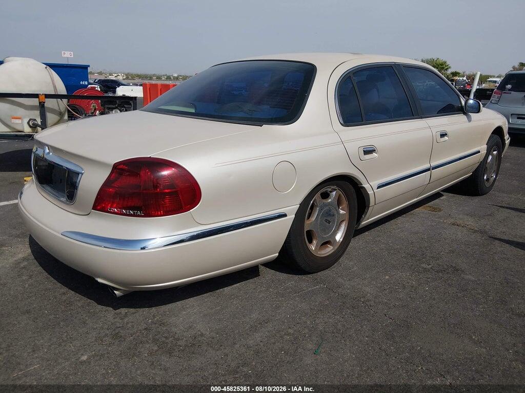 1LNHM97V41Y600418 2001 LINCOLN CONTINENTAL photo no. 4