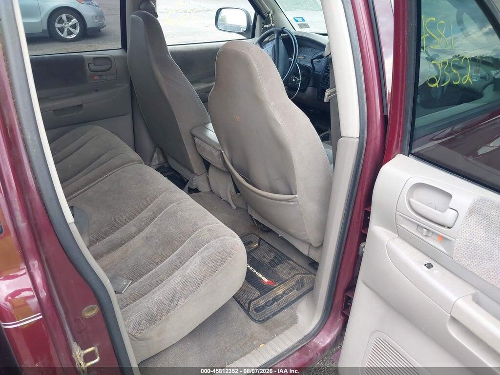 1B7GL2AN71S172110 2001 DODGE DAKOTA photo no. 8