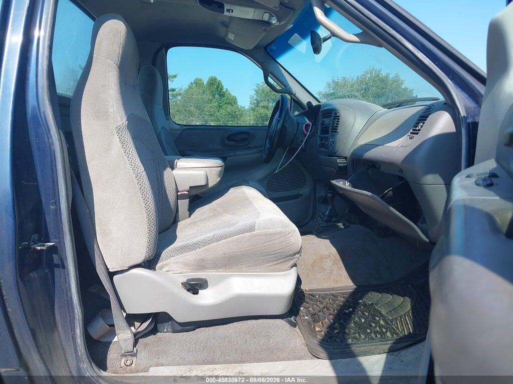1FTRF08W82KB04905 2002 FORD F-150 photo no. 5