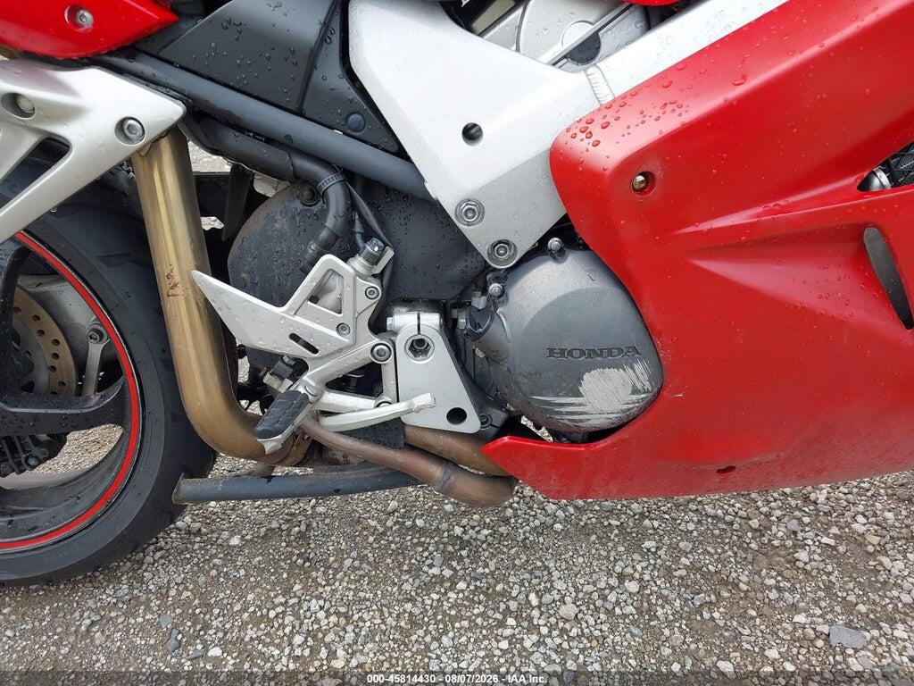 JH2RC461X2M400642 2002 HONDA VFR800 photo no. 8