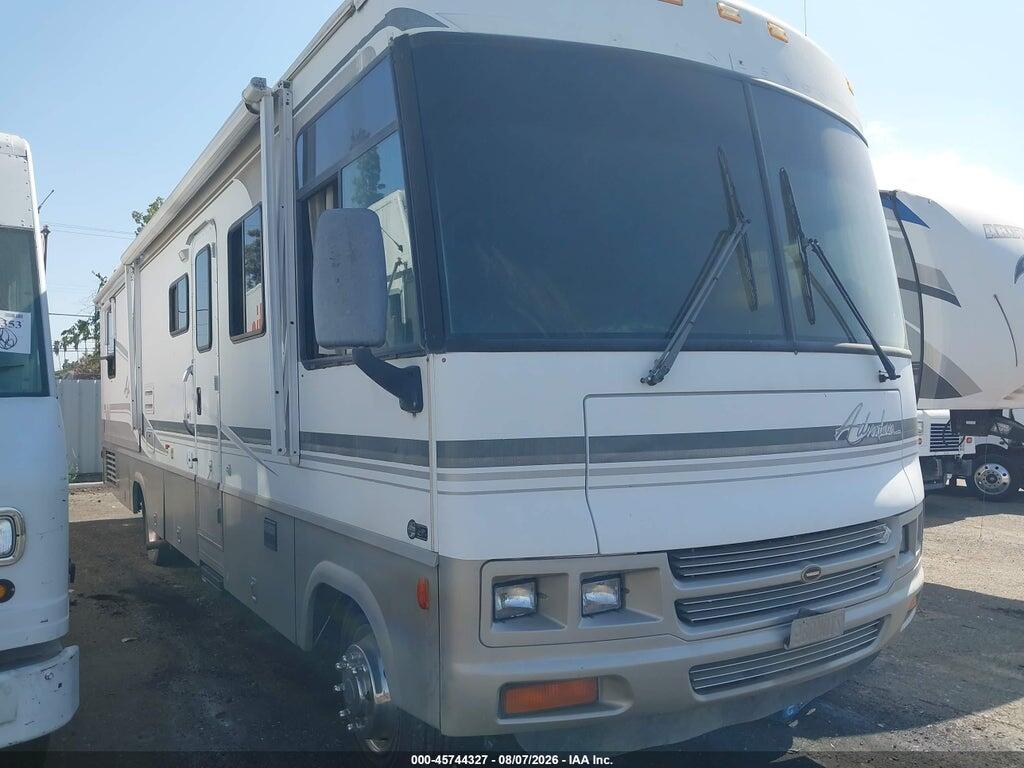 5B4MP67G823344993 2002 WORKHORSE CUSTOM CHASSIS MOTORHOME CHASSIS photo no. 1
