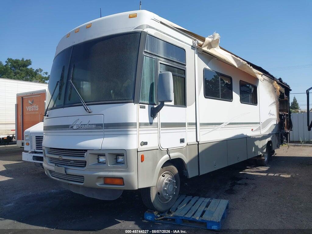 5B4MP67G823344993 2002 WORKHORSE CUSTOM CHASSIS MOTORHOME CHASSIS photo no. 2