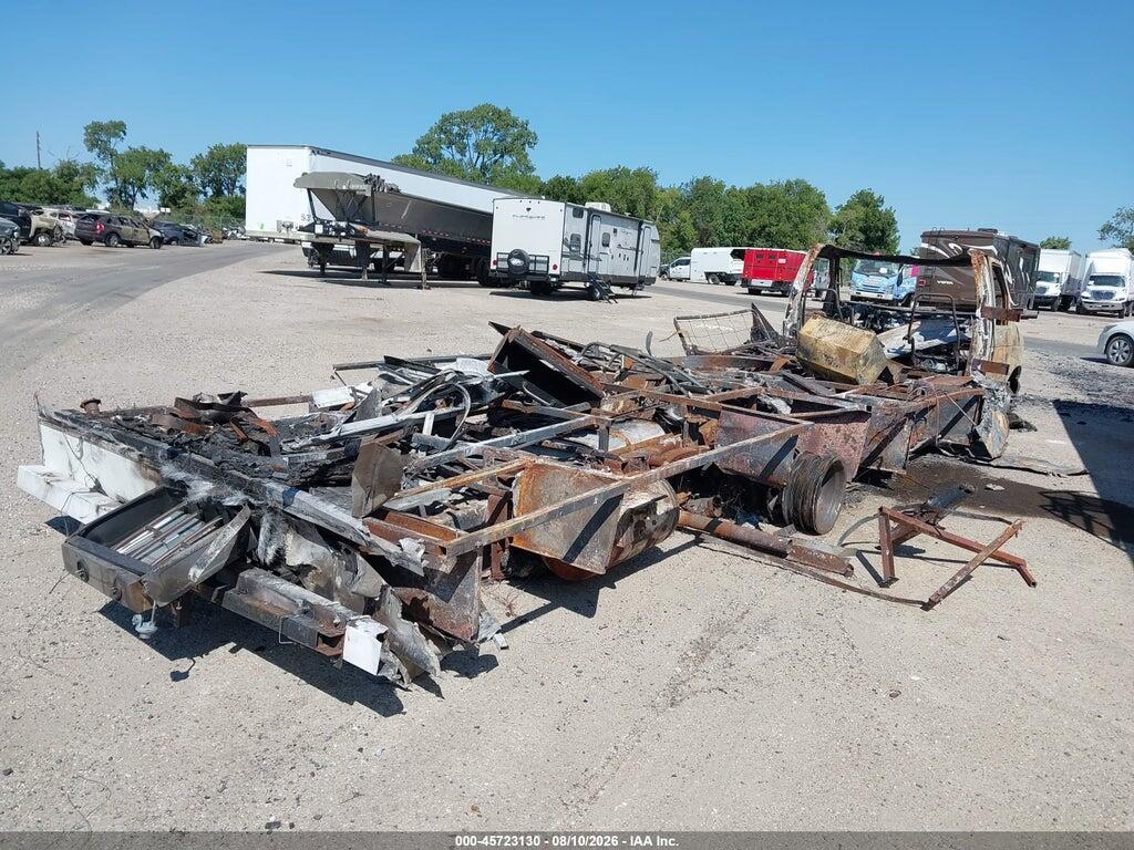 1FDXE45S63HA19283 2003 FORD E-450 CUTAWAY photo no. 4