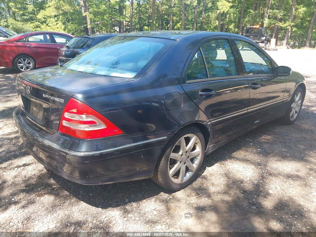 WDBRF40J84A563074 2004 MERCEDES-BENZ C 230 photo no. 4