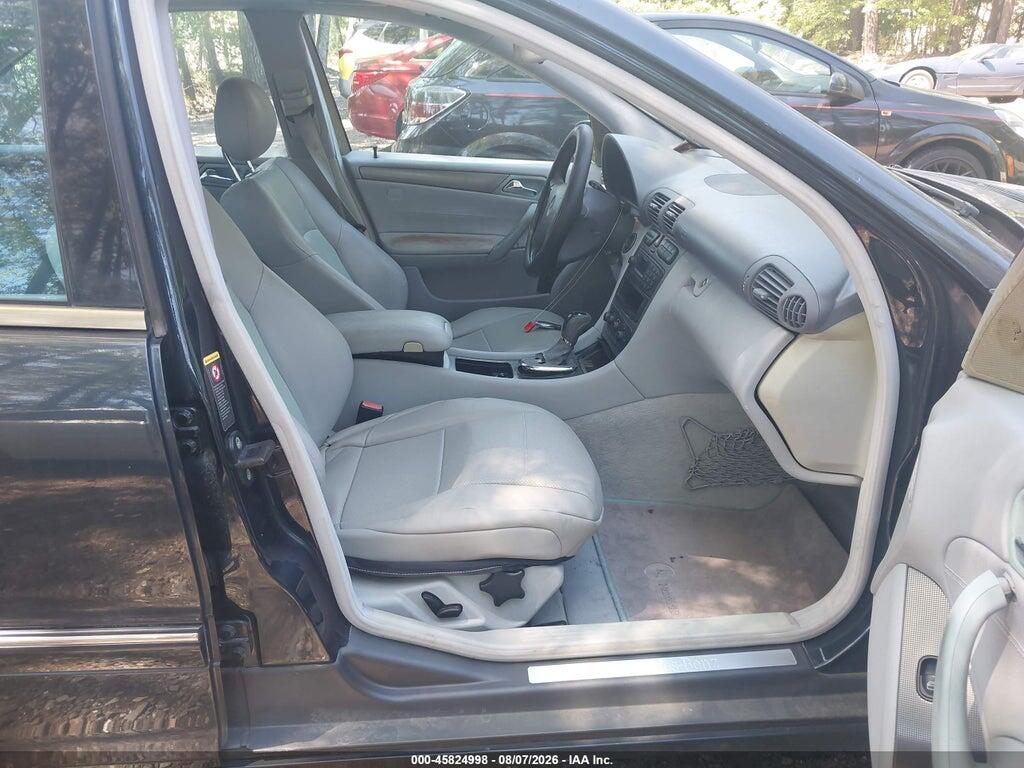 WDBRF40J84A563074 2004 MERCEDES-BENZ C 230 photo no. 5