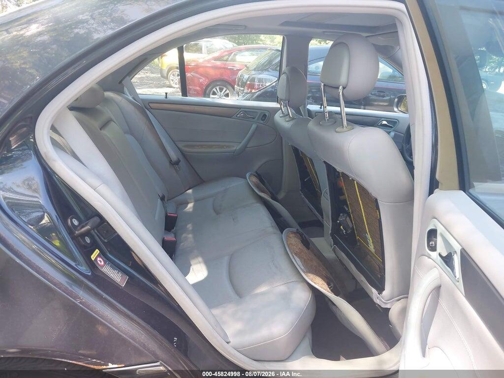 WDBRF40J84A563074 2004 MERCEDES-BENZ C 230 photo no. 8