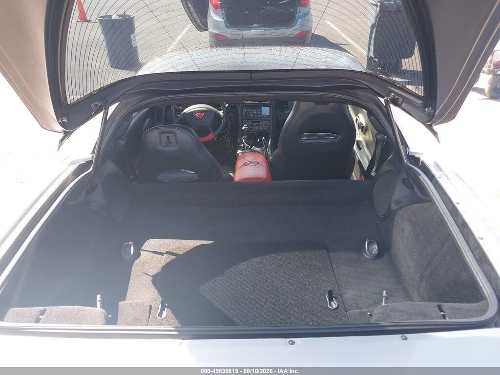 1G1YY22G545133744 2004 CHEVROLET CORVETTE photo no. 8