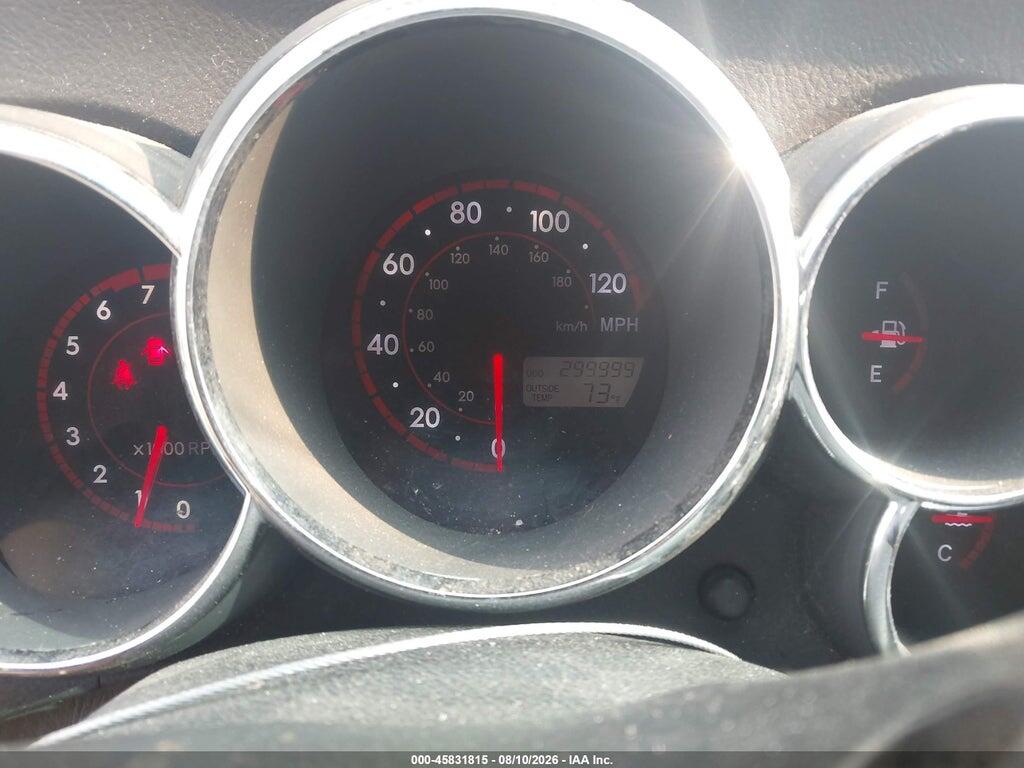 2T1KR32E75C367130 2005 TOYOTA MATRIX photo no. 7