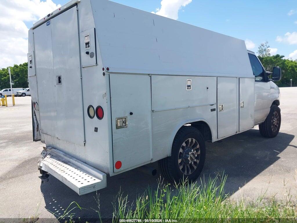 1FDSE35L25HB19784 2005 FORD E-350 CUTAWAY photo no. 4