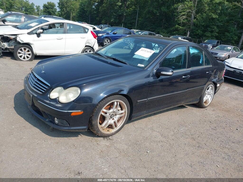 WDBRF76J95F623053 2005 MERCEDES-BENZ C 55 AMG photo no. 2