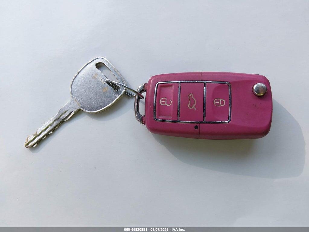 2CKDL73F666078616 2006 PONTIAC TORRENT photo no. 11