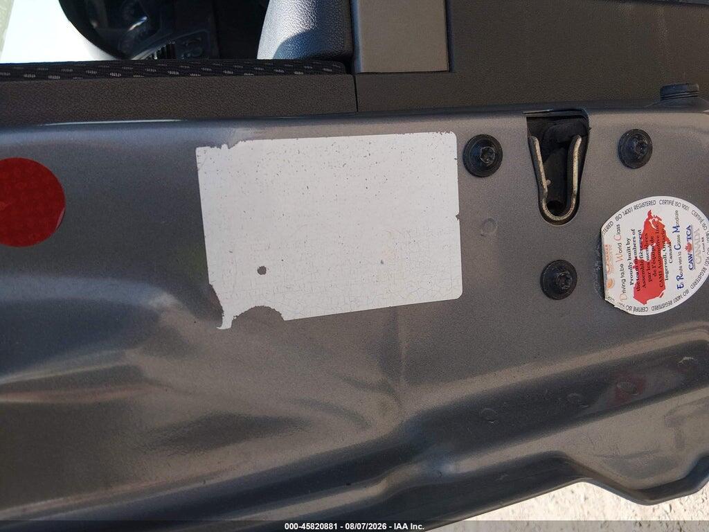 2CKDL73F666078616 2006 PONTIAC TORRENT photo no. 12