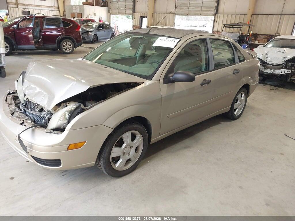 1FAFP34NX7W312062 2007 FORD FOCUS photo no. 2