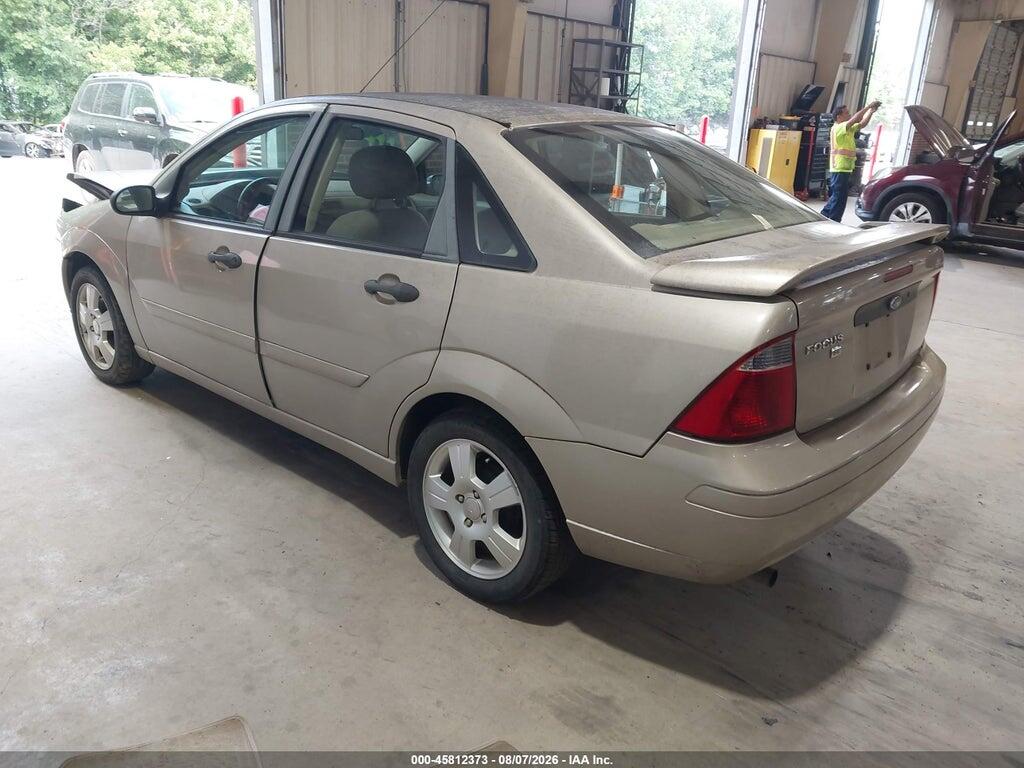 1FAFP34NX7W312062 2007 FORD FOCUS photo no. 3