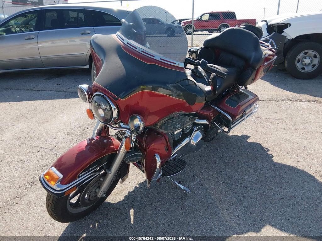1HD1FC4127Y705741 2007 HARLEY-DAVIDSON FLHTCUI photo no. 2