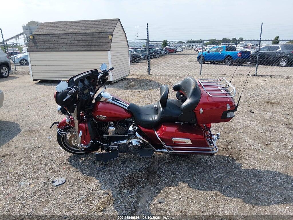 1HD1FC4158Y684370 2008 HARLEY-DAVIDSON FLHTCUI photo no. 12