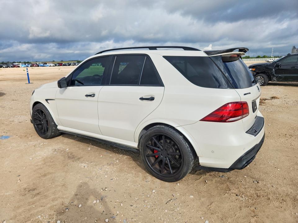 2016 MERCEDES-BENZ GLE 63 AMG-S 4MATIC — Фото 2 из 13