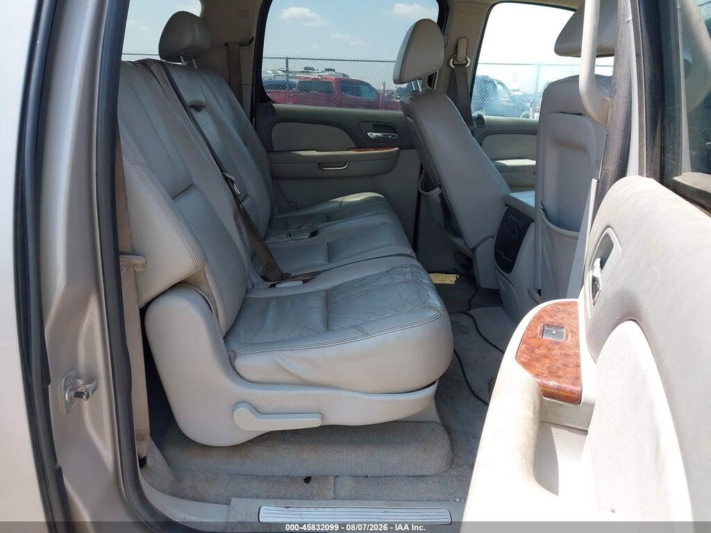 1GNFC16028J122807 2008 CHEVROLET SUBURBAN 1500 photo no. 8