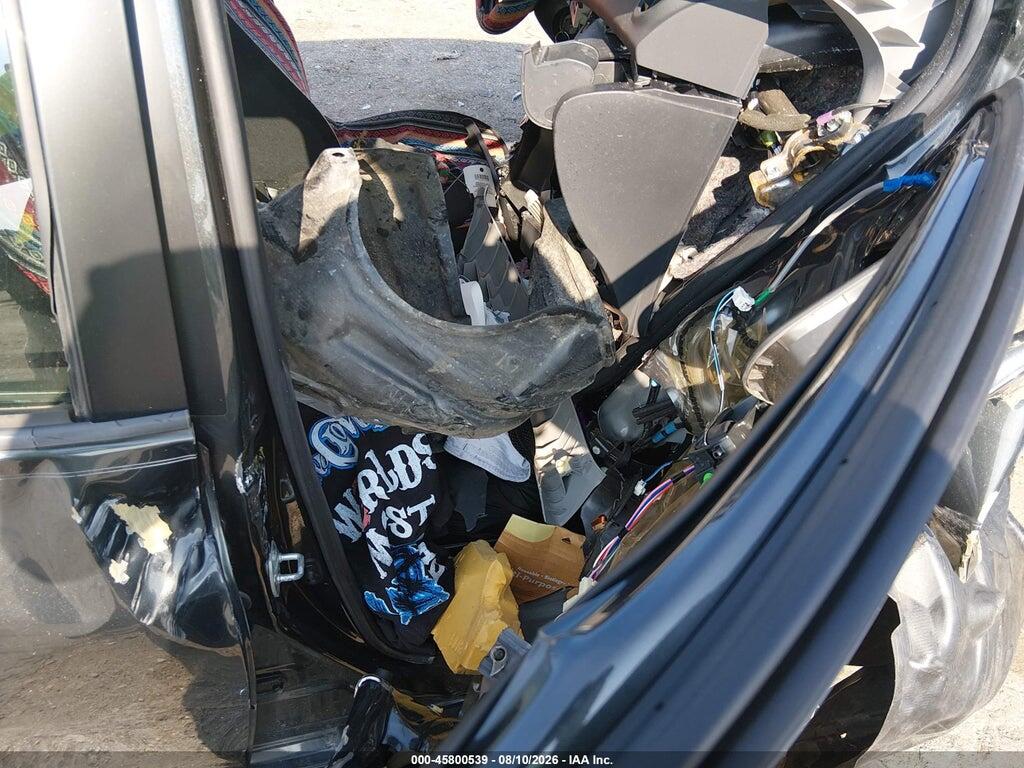JTDBT903184039327 2008 TOYOTA YARIS photo no. 5